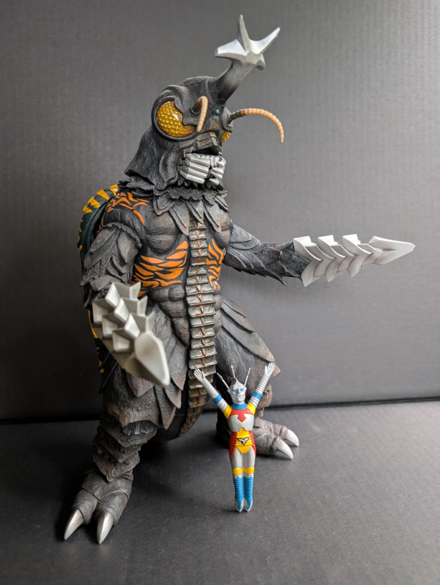 【ジャンク】 X-PLUS エクスプラス メガロ フィギュア 東宝 Amazon | エクスプラス GARAGE TOY 東宝30cmシリーズ メガロ 全高約